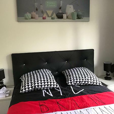 Chambre D'Hotes Proche De Disneyland Et Pas Loin De Paris Bussy-Saint-Georges Luaran gambar