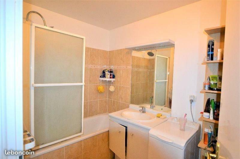 Chambre D'Hotes Proche De Disneyland Et Pas Loin De Paris Bussy-Saint-Georges Luaran gambar