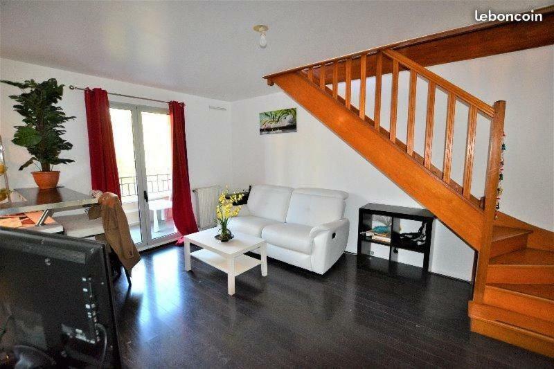 Chambre D'Hotes Proche De Disneyland Et Pas Loin De Paris Bussy-Saint-Georges Luaran gambar