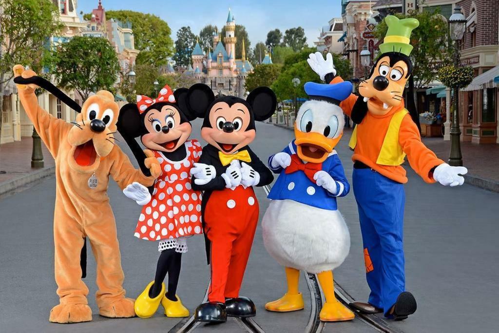 Chambre D'Hotes Proche De Disneyland Et Pas Loin De Paris Bussy-Saint-Georges Luaran gambar